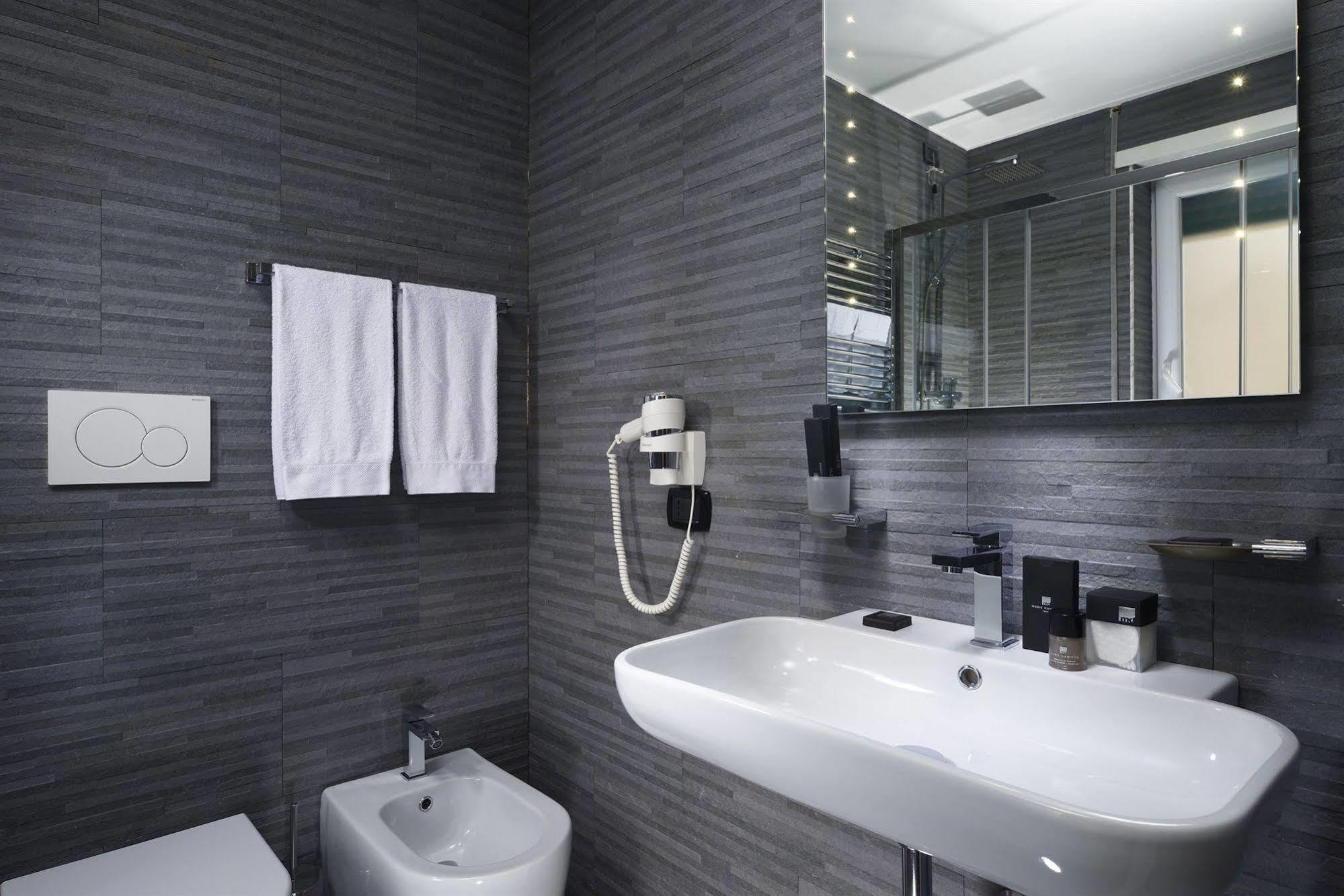 Gregorio VII Luxury Suites Roma Esterno foto
