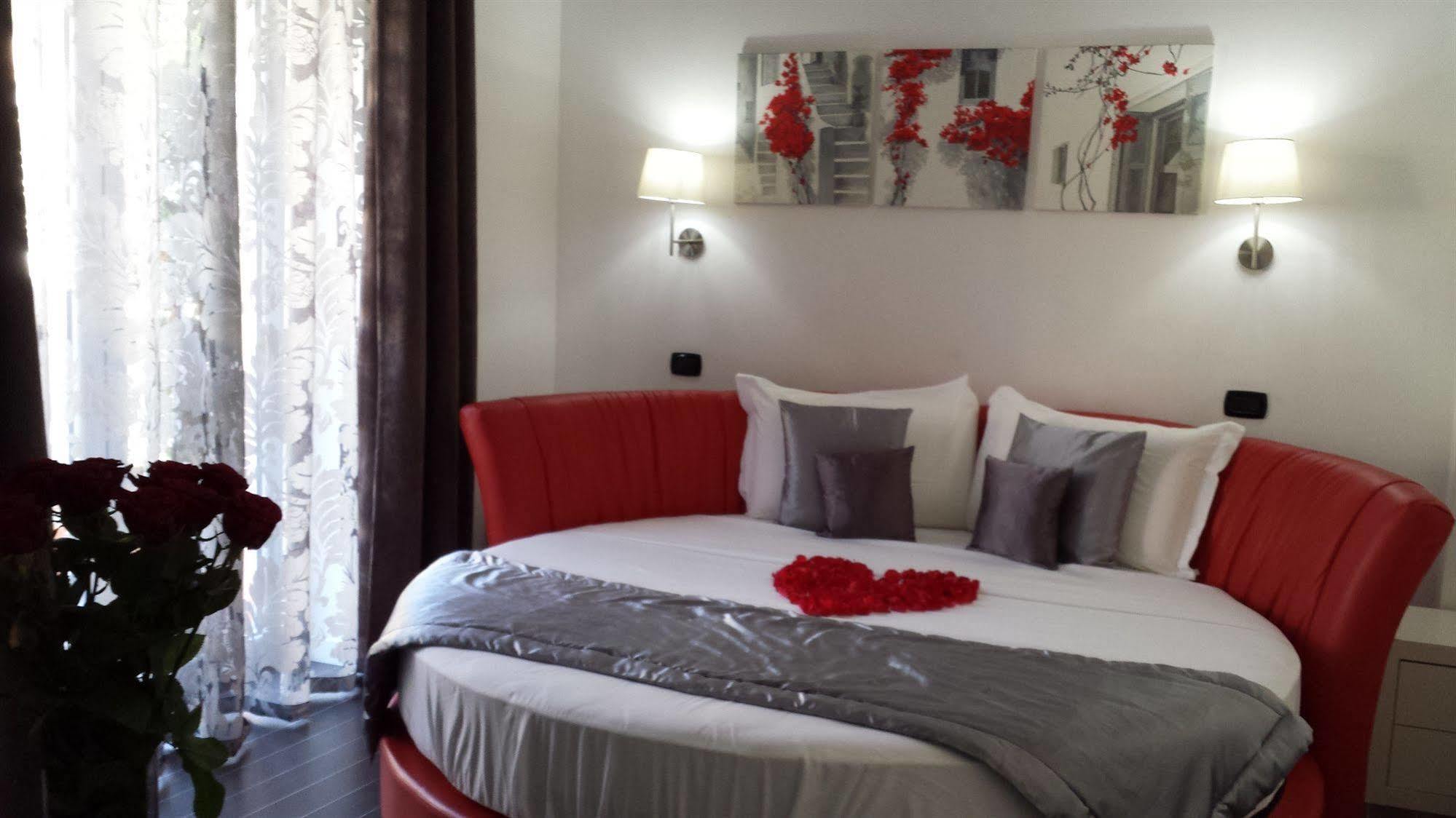 Gregorio VII Luxury Suites Roma Esterno foto
